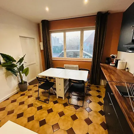 Appartement Lumineux 2 *